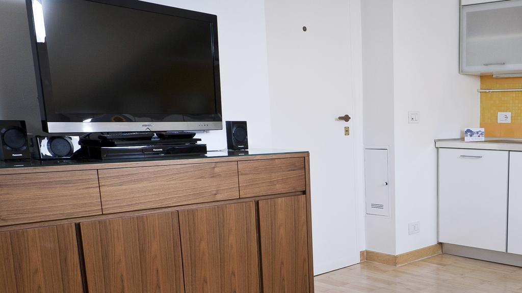 Italianway - Alessi 10 Apartment มิลาน ภายนอก รูปภาพ